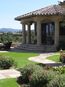 Ell office columns sidewalk